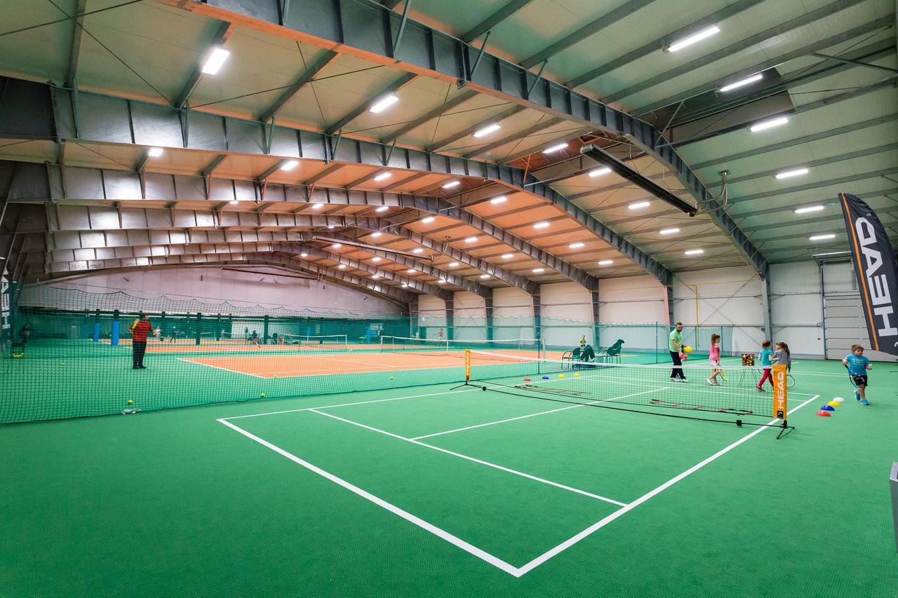Tenis Park Advantage Bielsko-Biala Luaran gambar